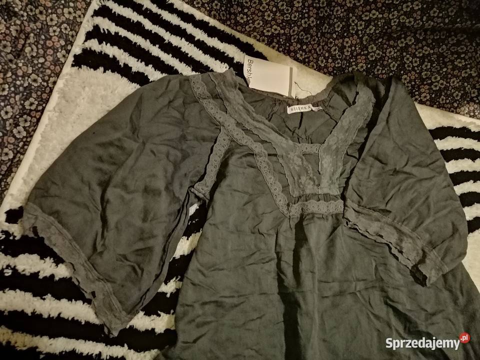 BERSHKA szara bluzka z koronką szersze rękawy Leszno