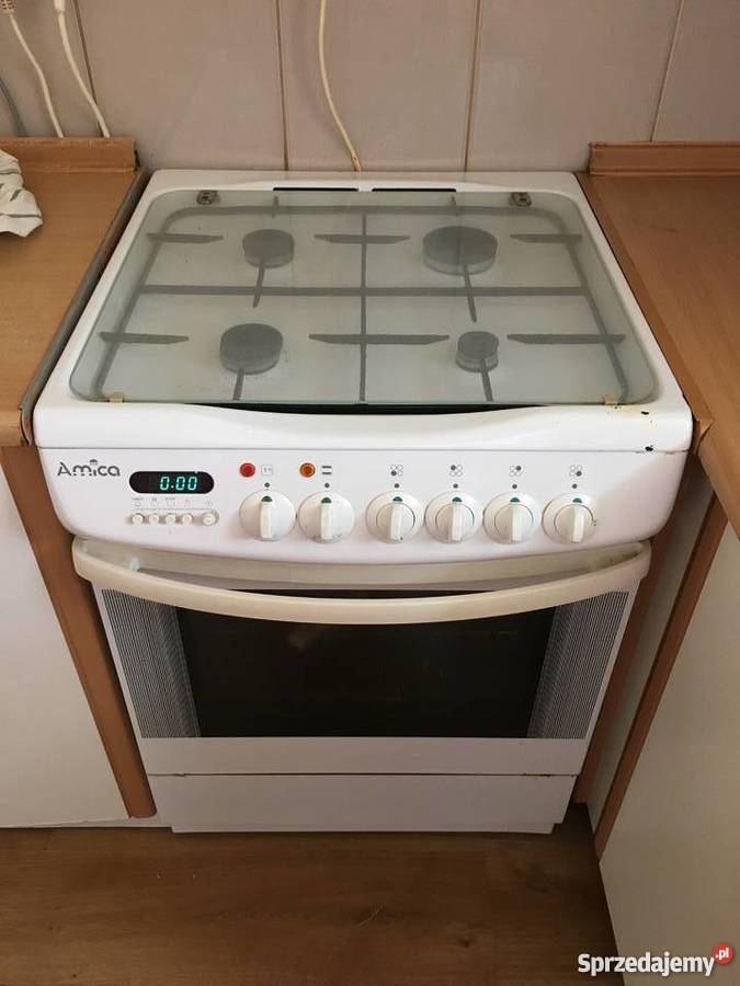 Kuchenka gazowa z piekarnikiem elektrycznym
