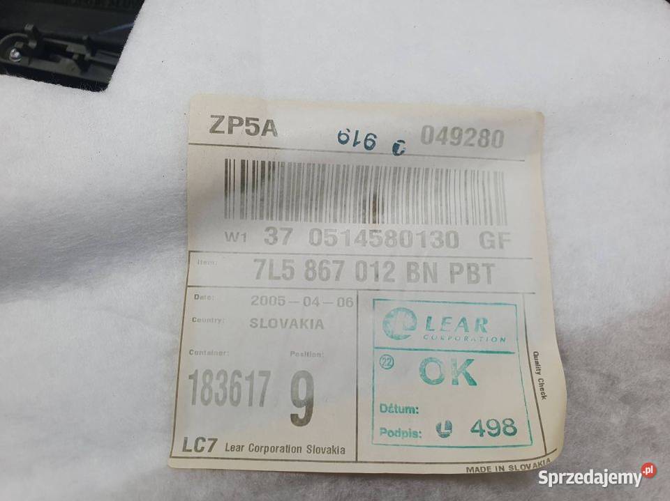 TAPICERKA PORSCHE CAYENNE I DRZWI PRAWE PRZÓD Pozostałe Lipno