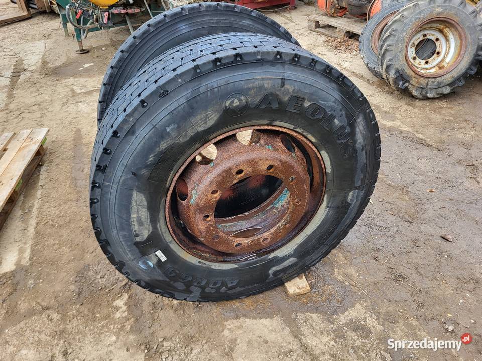 Na sprzedaz 2x koła 31580 R225 Bridgestone Wąbrzeźno
