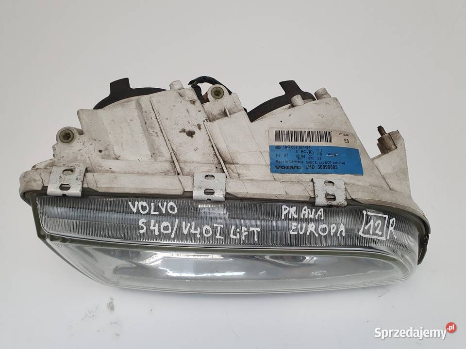 LAMPA Volvo S40 I V40 I lift PRAWY PRZÓD prawa Rudka