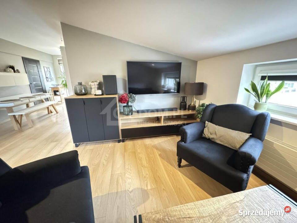 2 piętrowy dom na sprzedaż Kielce os 563m2 sprzedam