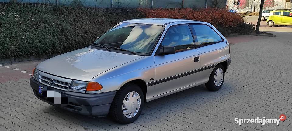 OPEL Astra F 1992r 2/3