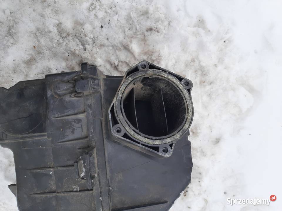 VW Passat B3 B4 19 TDI 20 obudowa filtra osobowe Ksawerów