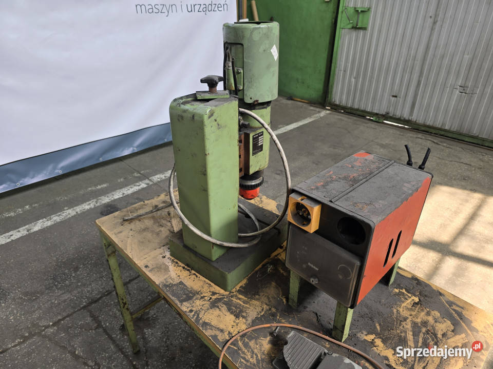 Nitownica radialna BRCKER RN 180 nity 810 mm 12 Biskupice