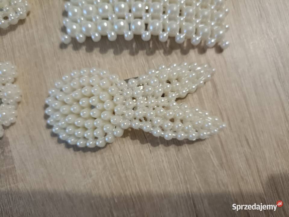 Zestaw 4 stylowych spinek do włosów perełki ecru pomorskie Kwidzyn
