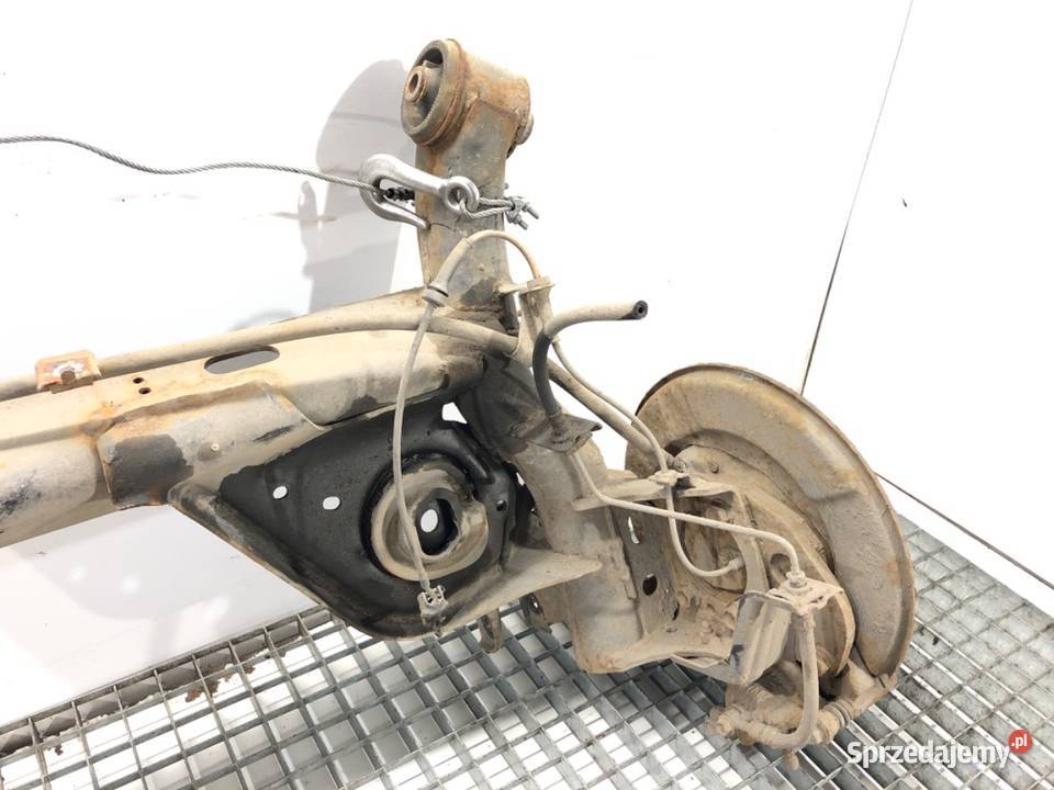 BELKA TYŁ NISSAN LEAF ZE0 Hatchback TYLNA sprzedam