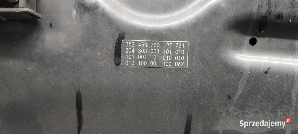 MASKA MERCEDES CKLASA W204 LIFT LAK 197 osobowe Międzychód sprzedam