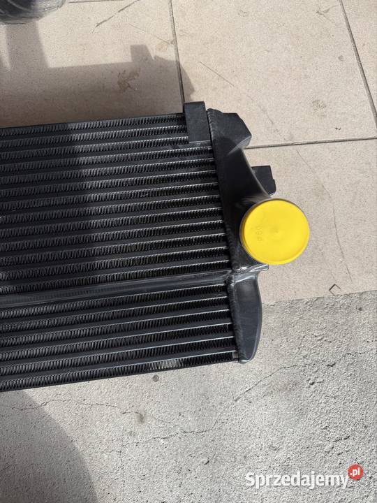 Intercooler do BMW serii 5 F07 F10 F11 518d 520d sprzedam