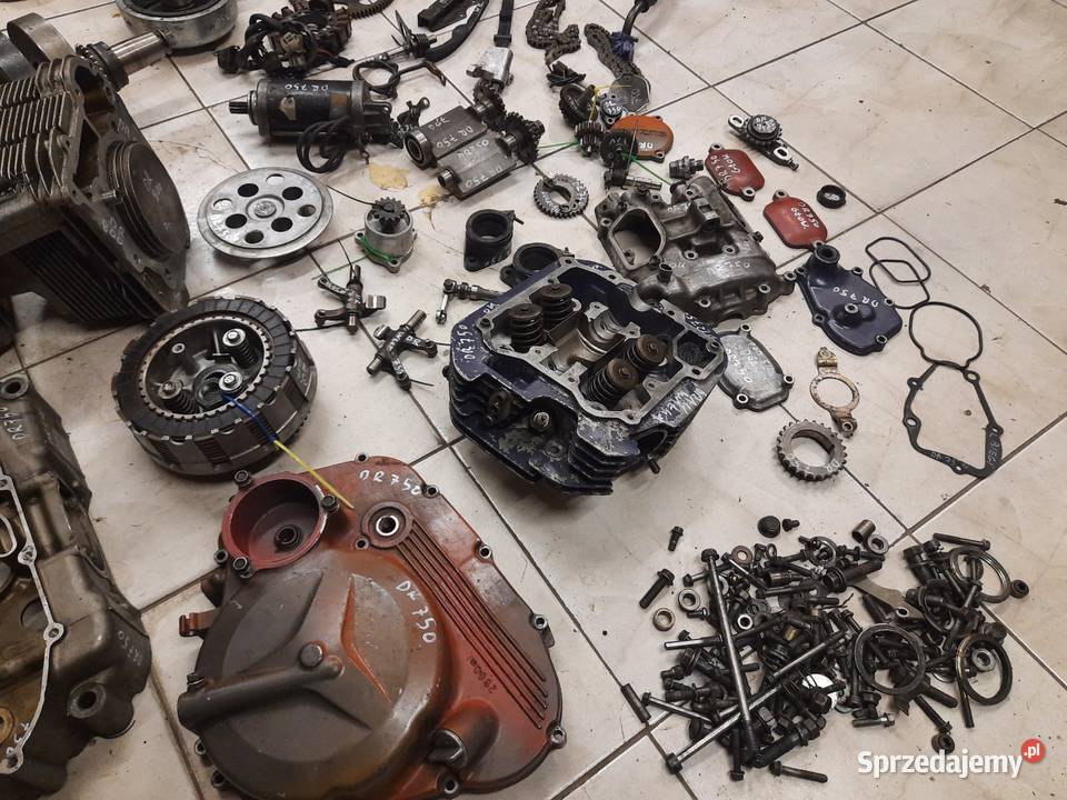 Suzuki DR 750 silnik części głowica wał cylinder Jelenia Góra