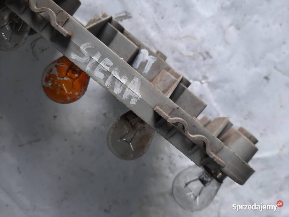 Fiat Siena listwa wkład lampy prawej tylnej łódzkie Ksawerów sprzedam