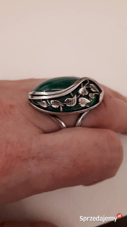 pierścionek srebrny z zielonym oczkiem srebro Radom