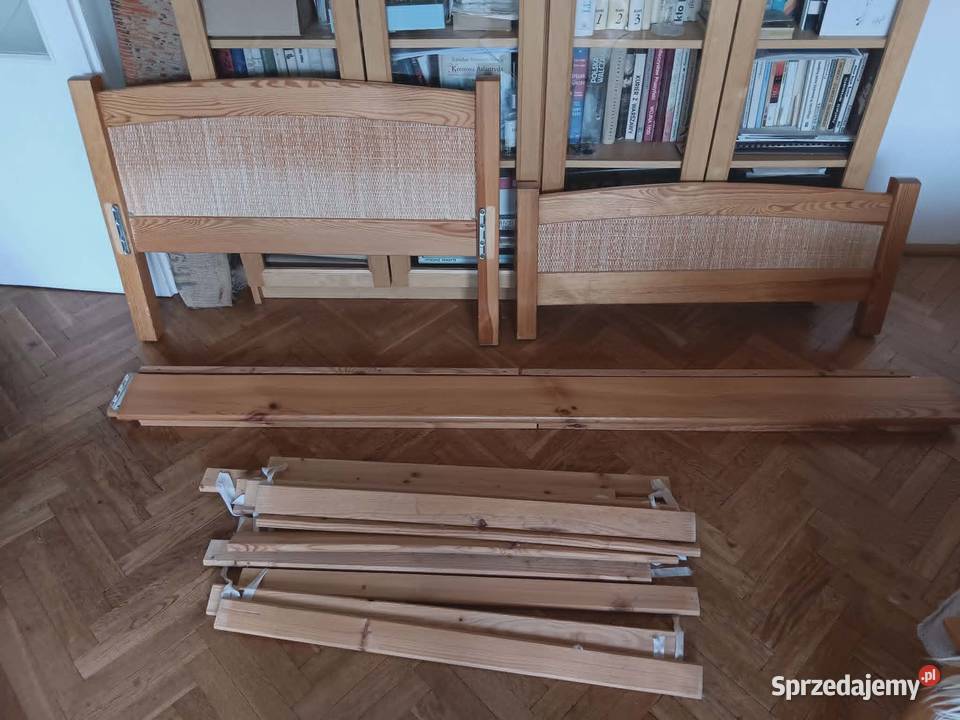 drewniane rattanowe łóżko pojedyncze Kraków
