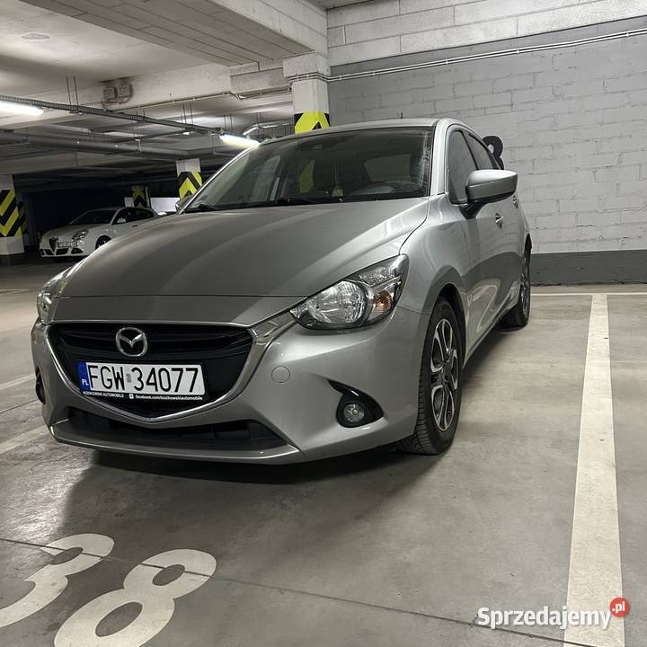 Mazda 2 2016r 15 90 stan serwisowana w ASO benzyna lubuskie Gorzów Wielkopolski