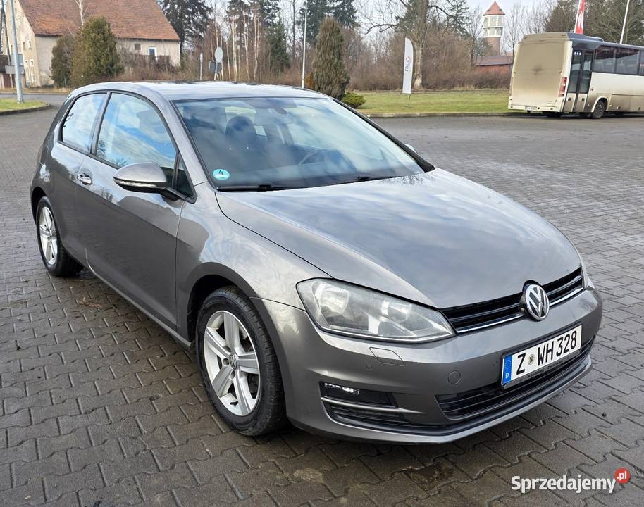 Golf 7 2013 r 14 tsi Webasto Czujniki parkiwania aluminiowe felgi Mirsk sprzedam