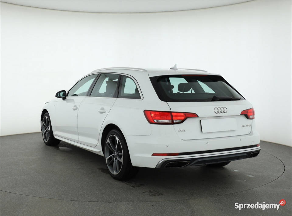Audi A4 35 TFSI 110KM Piaseczno
