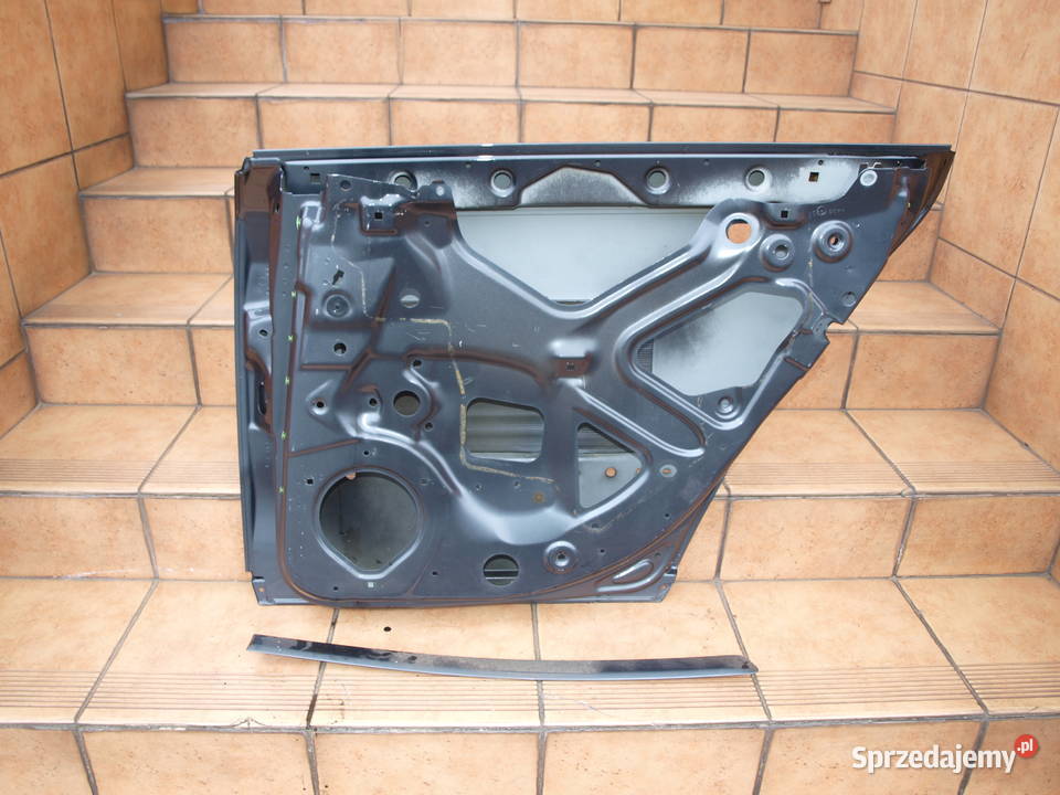 Audi A4 B6 drzwi prawe tył sedan 2001 2004r Kalisz