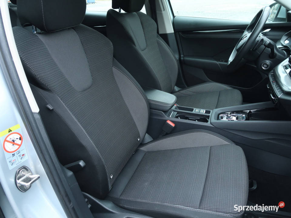 Skoda Octavia 15 TSI etec Piaseczno