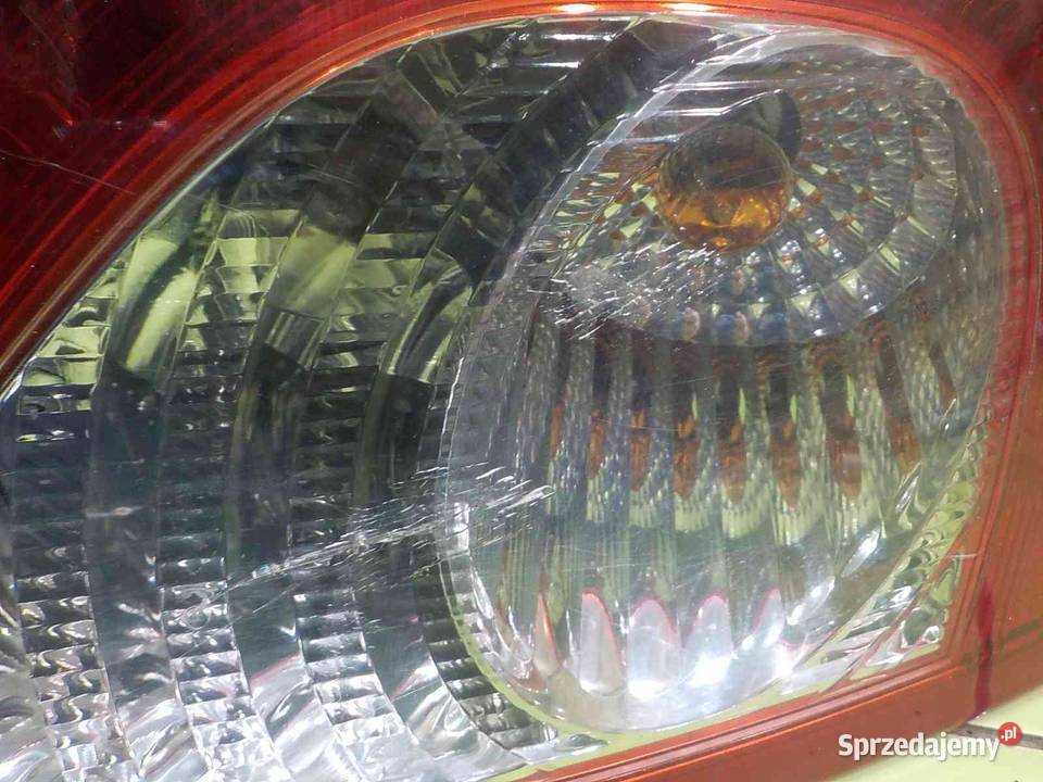 VOLVO C30 LIFT 16 D 10r 3D lampa prawa tyl Suków