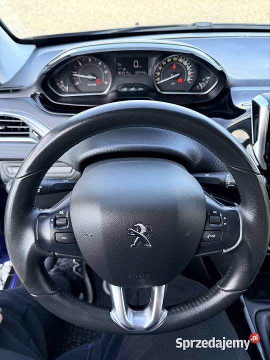 Peugeot 2008 15hdi 2019r centralny zamek lubelskie Tomaszów Lubelski sprzedam