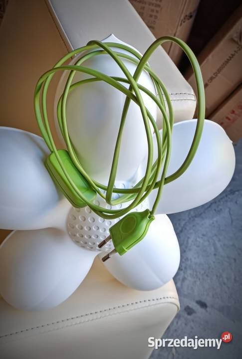 Lampa ścienna kinkiet kwiatek Ikea biały Gorzów Wielkopolski