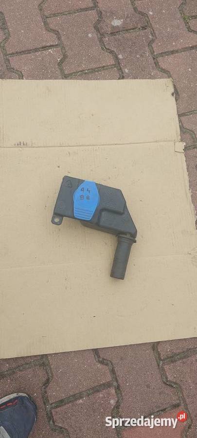 Wlew płynu spryskiwaczy AUDI A4 B8 A5 8T2955463B Szczecin