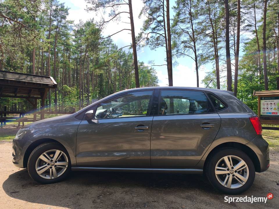 Volkswagen Polo 2015r niski przebieg manualna