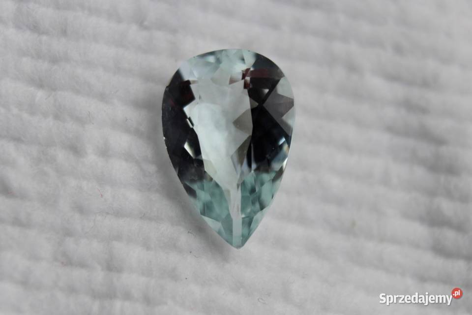 Akwamaryn łezka 360carata na złotą zawieszkę dolnośląskie