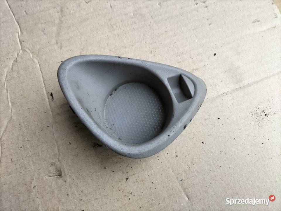 NISSAN ALMERA TINO UCHWYT PODSTAWKA NA KUBEK Pozostałe lubelskie sprzedam