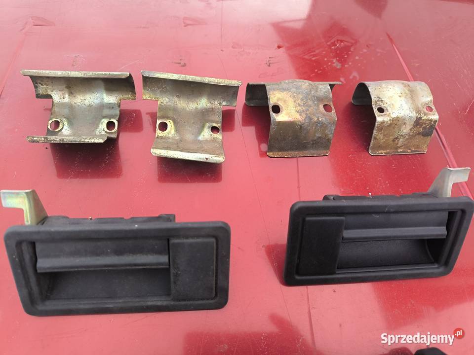 Polonez FSO Caro klamki zewnetrzne komplet Rok produkcji 1994