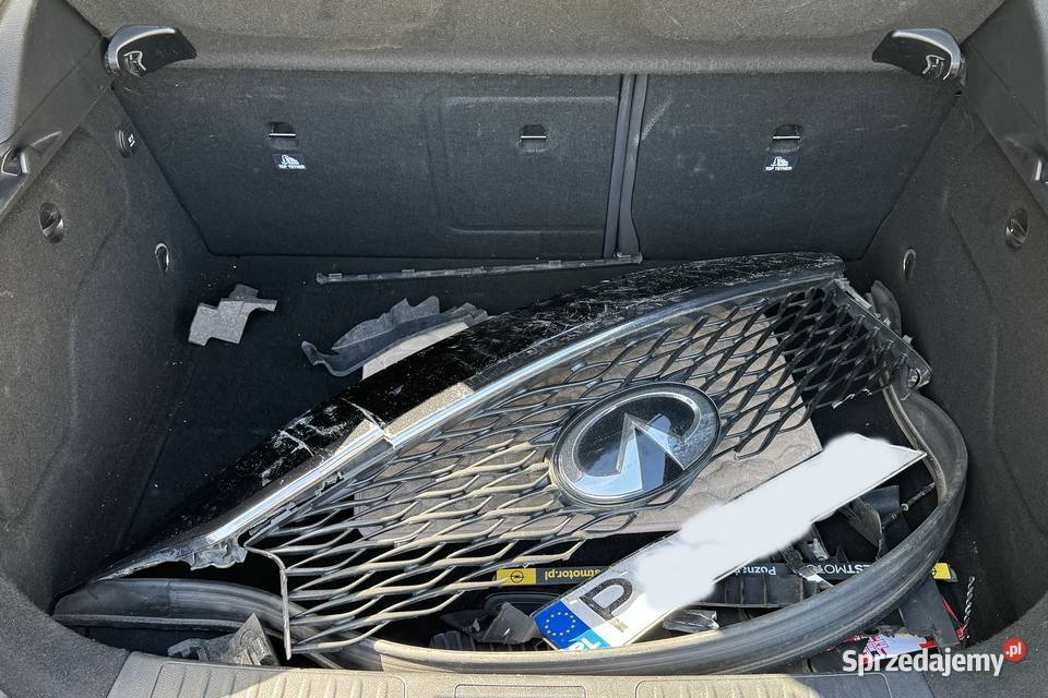 Infiniti Q30 15 d automat LED nawigacja radar Rok produkcji 2016 Rzeszów