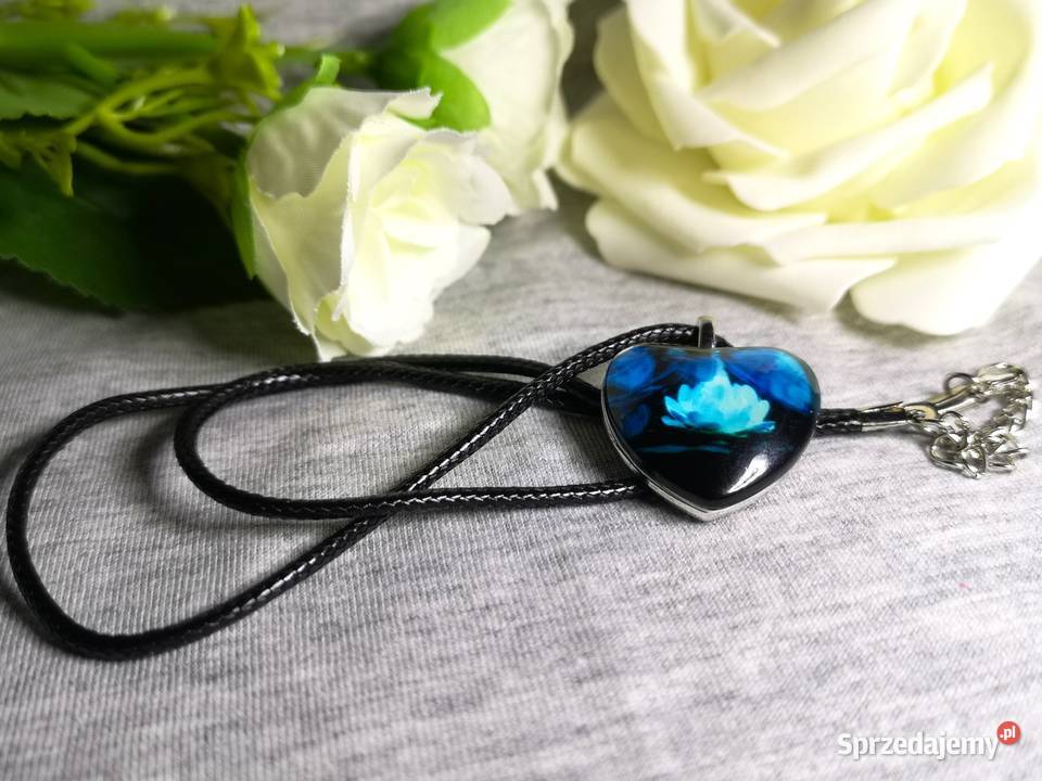 Naszyjnik z sercem z żywicy kwiat lotosu Kielce