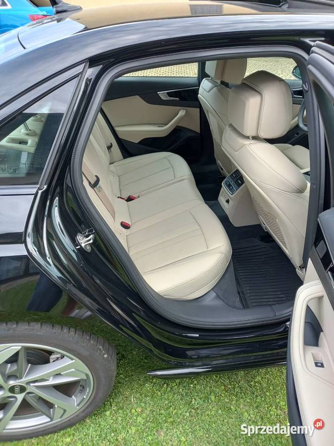 Audi A4 45 TFSI mHEV Quattro Black Edition S Samochody osobowe Rybarzowice