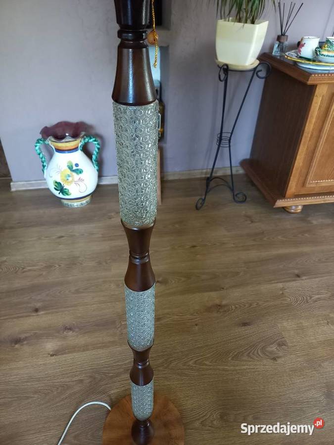 Lampa podłogowa z dużym pięknym abażurem kujawsko-pomorskie Lipno