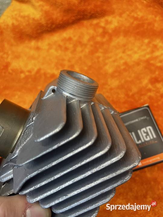 Romet motorynka komar 023 cylinder ZMD Cylindry, głowice, pierścienie Pleśna sprzedam