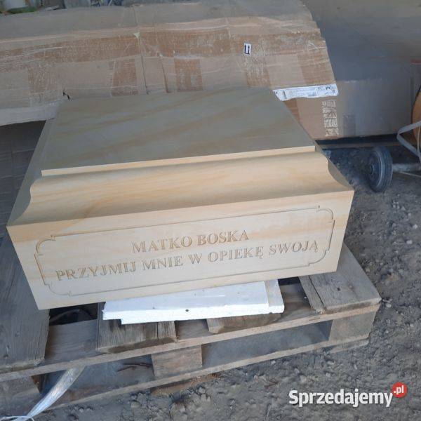 Nagrobek sarkofag obelisk z piaskowca PRODUCENT Szydłowiec