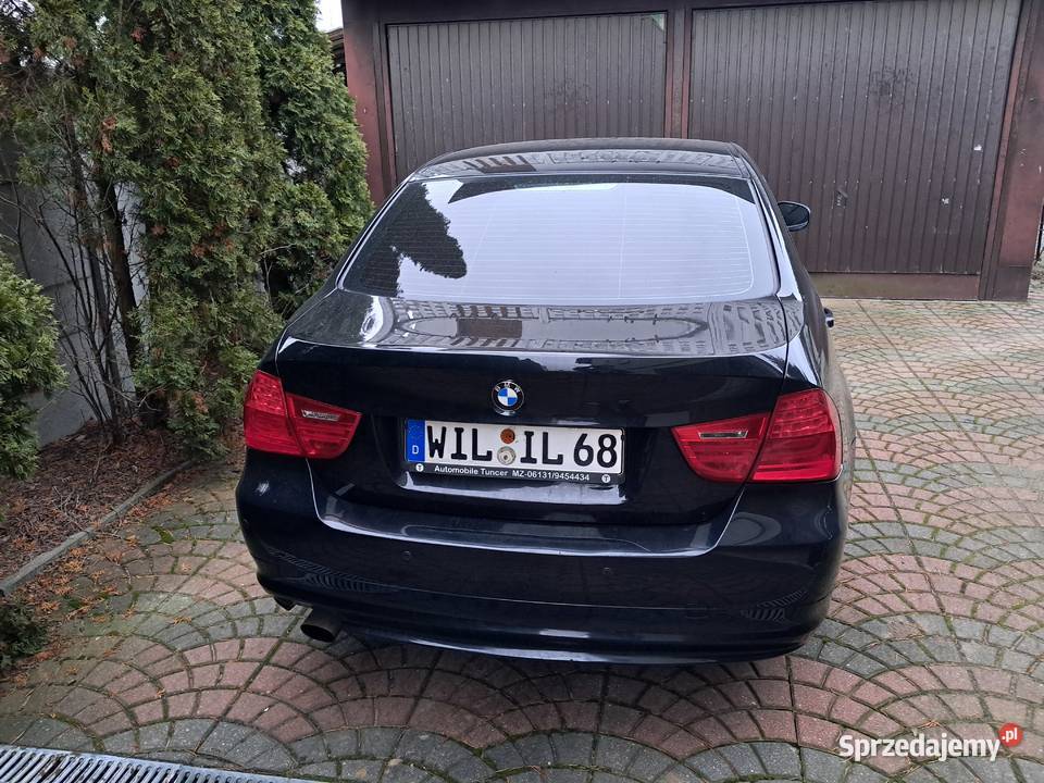 BMW E90 318i 2010r sprowadzone z Niemiec