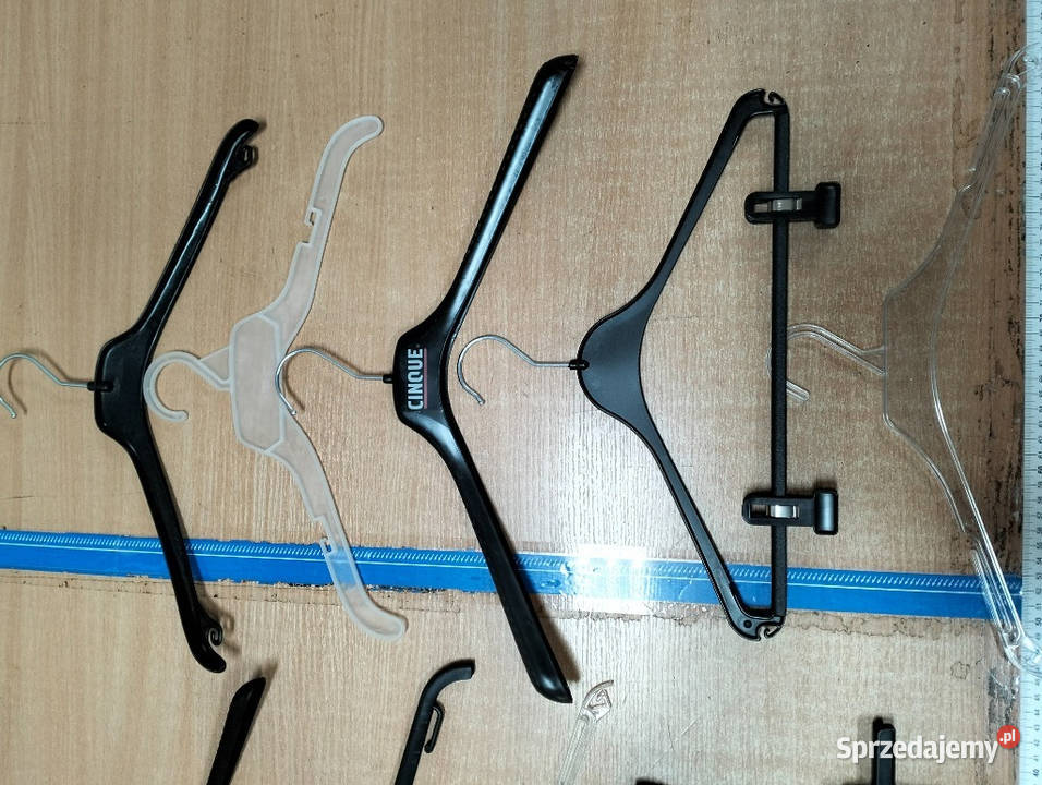 Sprzedam 10000 sztuk wieszaków produkcyjnych Sklep