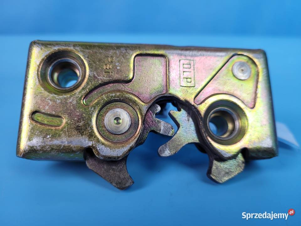 CASE IH PUMA 145 12r ZAMEK DRZWI LEWY 84227452 Kolno sprzedam