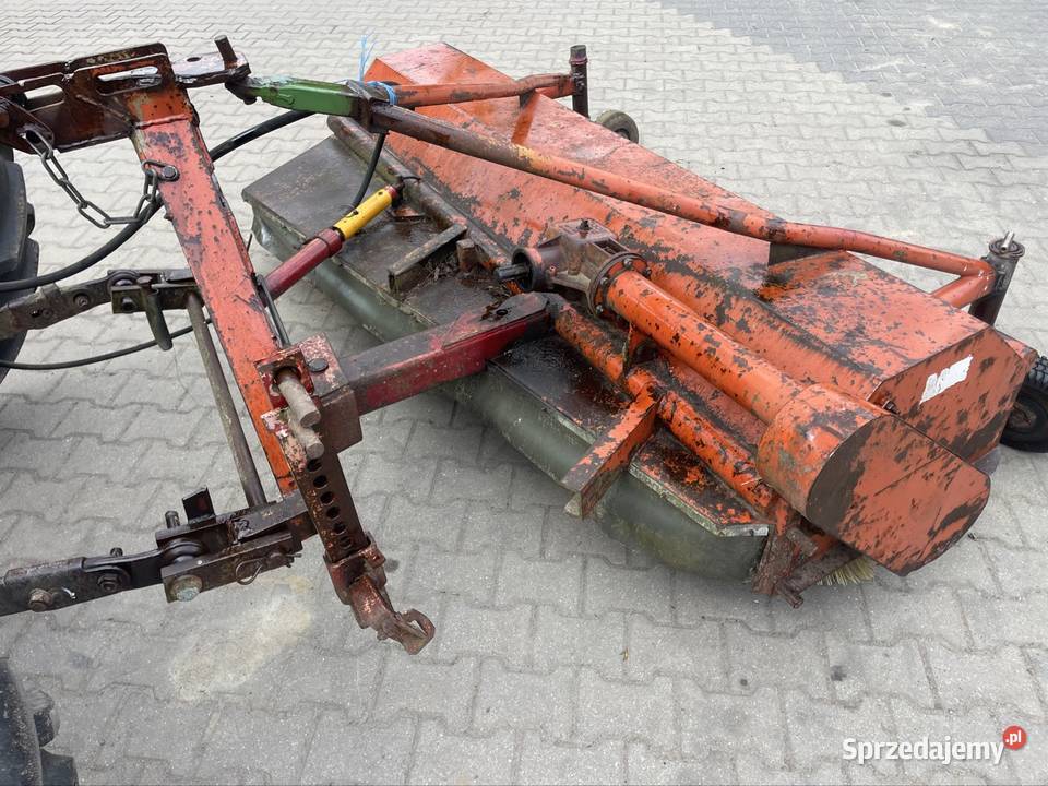 Zamiatarka ciągnikowa wom sprzedam