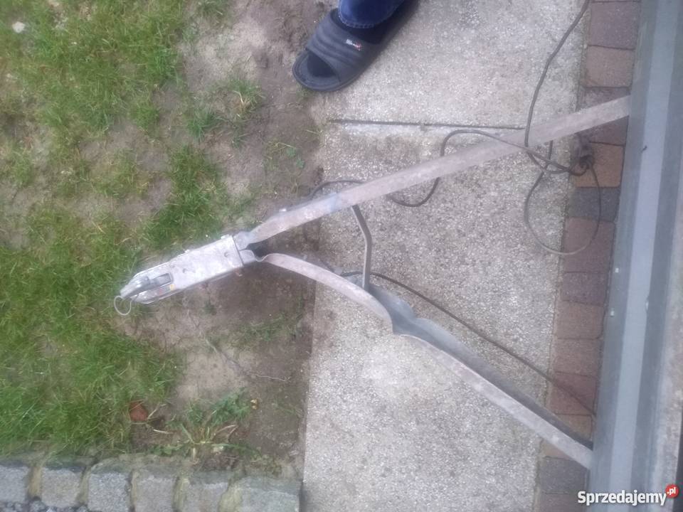 Sprzedam uszkodzoną przyczepkę Perzów