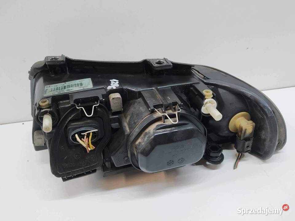 LAMPA PRZÓD PRAWA LIFT EU 8D0941004AK Audi A4 I Lampy przednie sprzedam