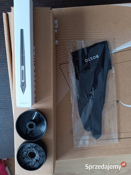 Tablet graficzny BOSTO 1060 PLUS Tablety i palmtopy Łąg sprzedam