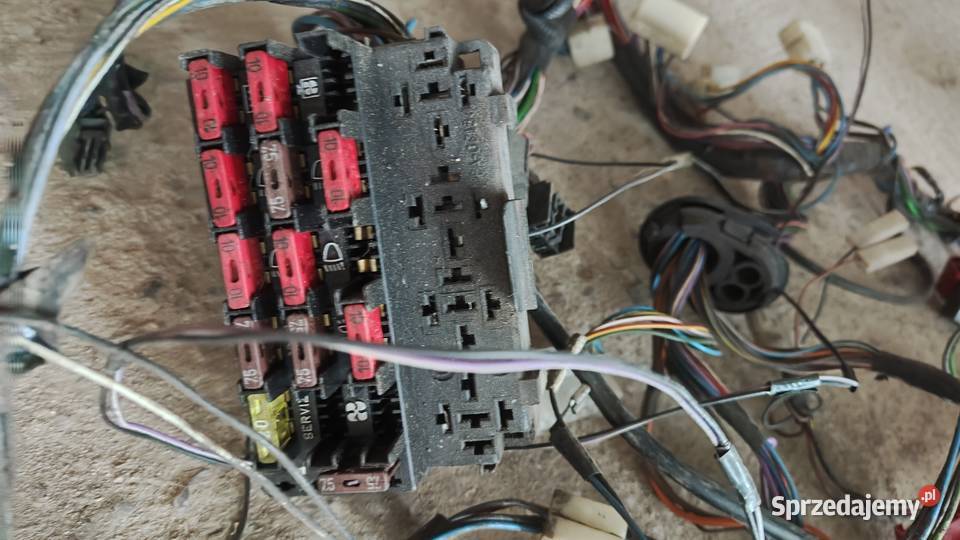 Wiązka elektryczna skrzynka bezpieczników fiat łódzkie Sulejów