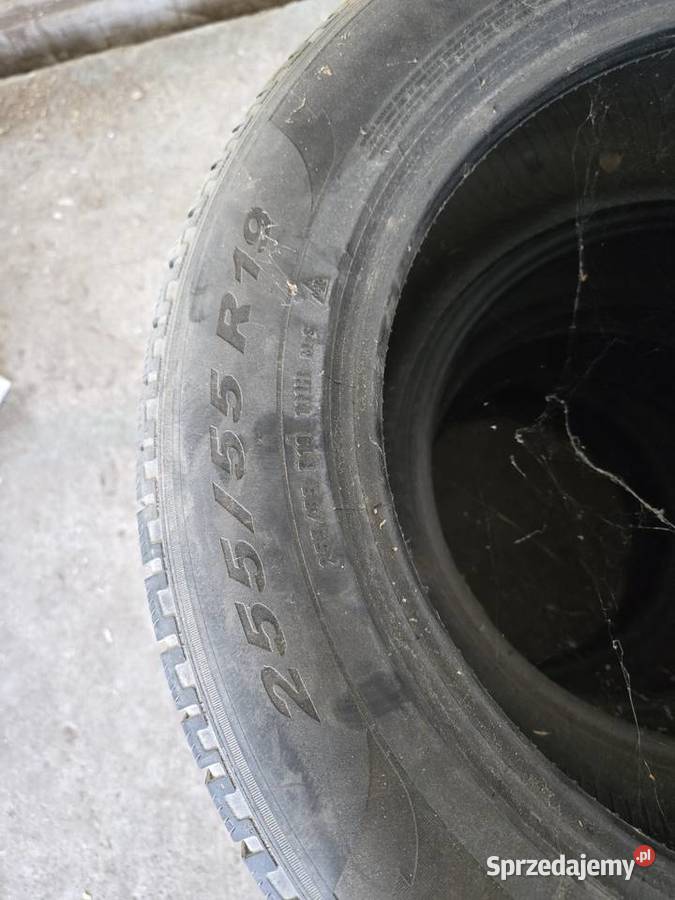 Opony zimowe 22555 R19 Samochodowe