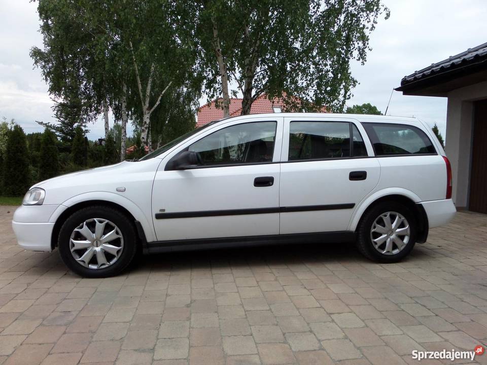 Opel Astra bialy 1600cm3 Ząbki