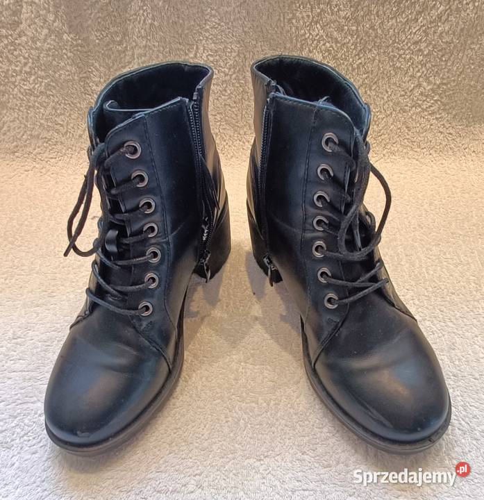 Botki zimowe krótkie Mało używane 37 inna mazowieckie Brwinów