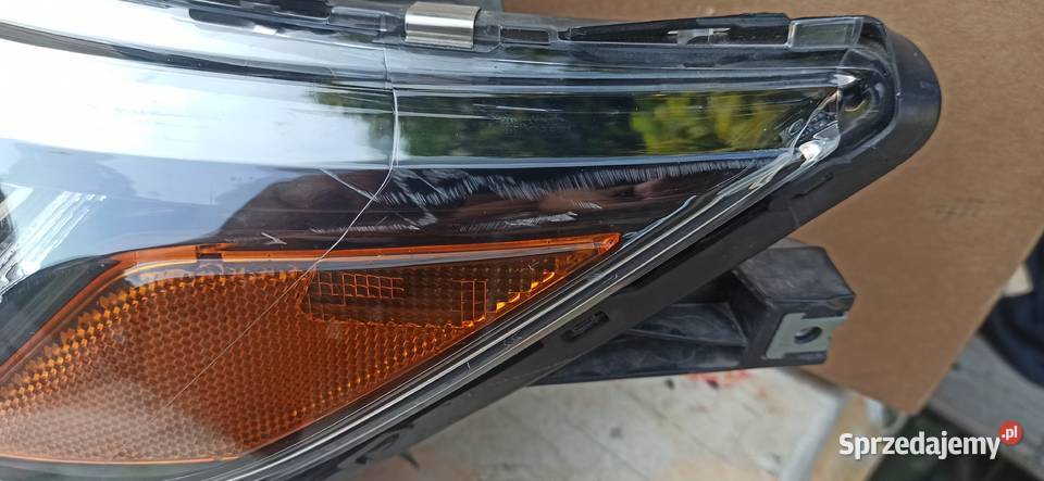 lampy przód soczewka LED Mitsubishi Qautlander Strzegom sprzedam