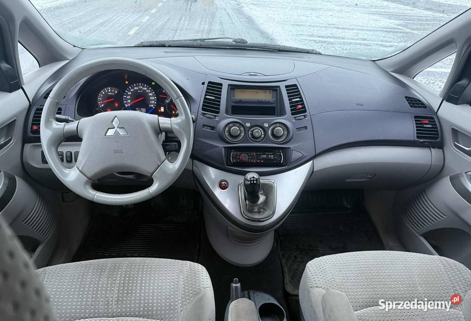 Grandis 24 MPI LPG Sekwencja Van 6 osobowy stan Rok produkcji 2005 Motoryzacja podkarpackie Przemyśl