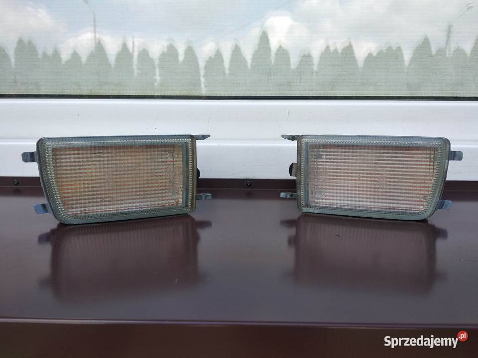 VW Golf MK3 III Vento kierunkowskaz przednie Sieradz